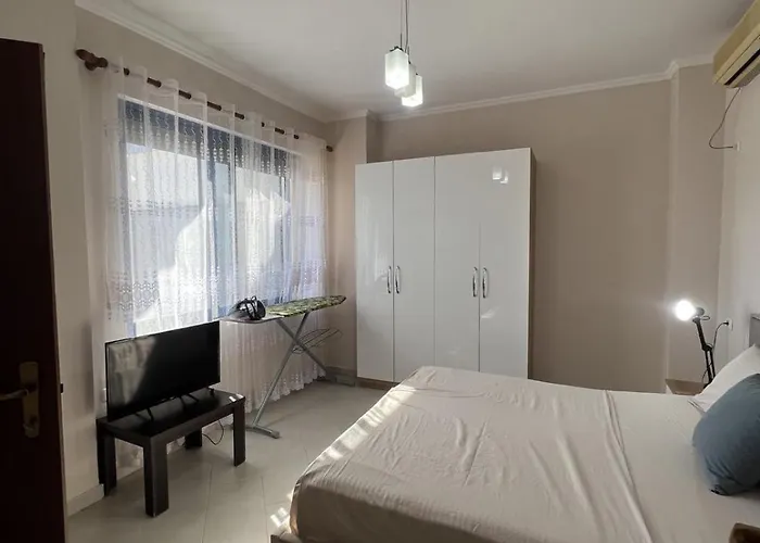 3 Bedrooms Penthouse Appartement Golem (Tirana)